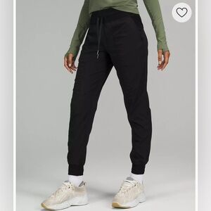 Lululemon Dance Studio Mid-Rise Jogger Full Length - Size 4